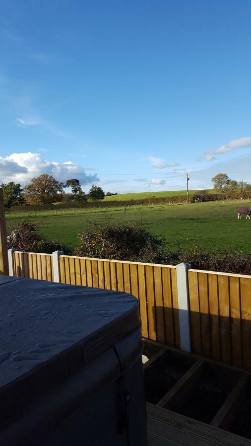 Ruth'S Refresh Country Retreat With Private Hot Tub Villa Shrewsbury Luaran gambar